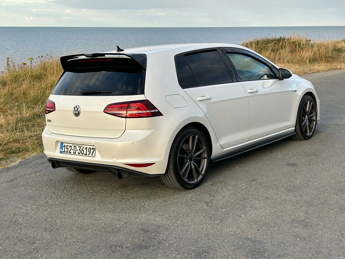 2015 gti golf - Image 2