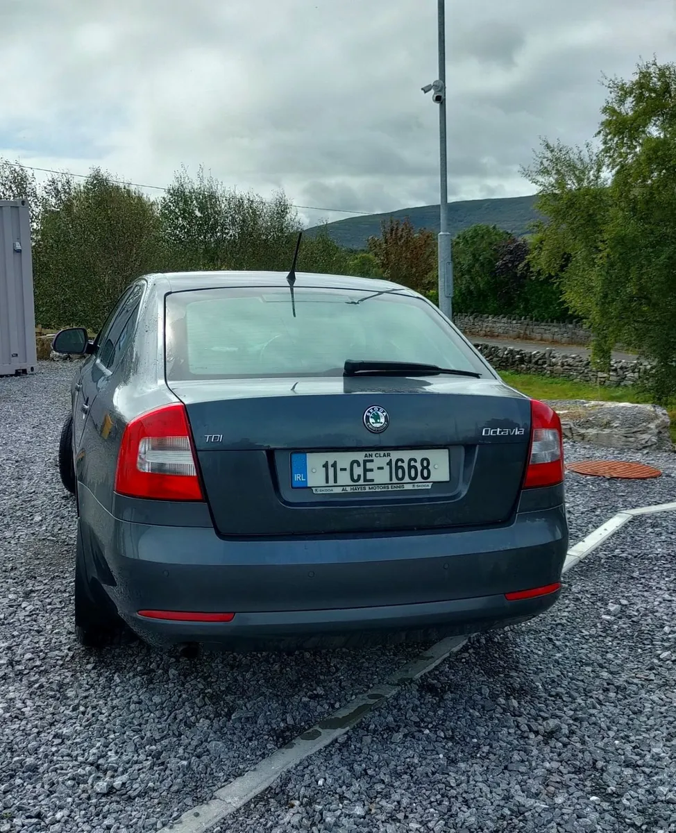Skoda Octavia 1.6 tdi 2011 - Image 3