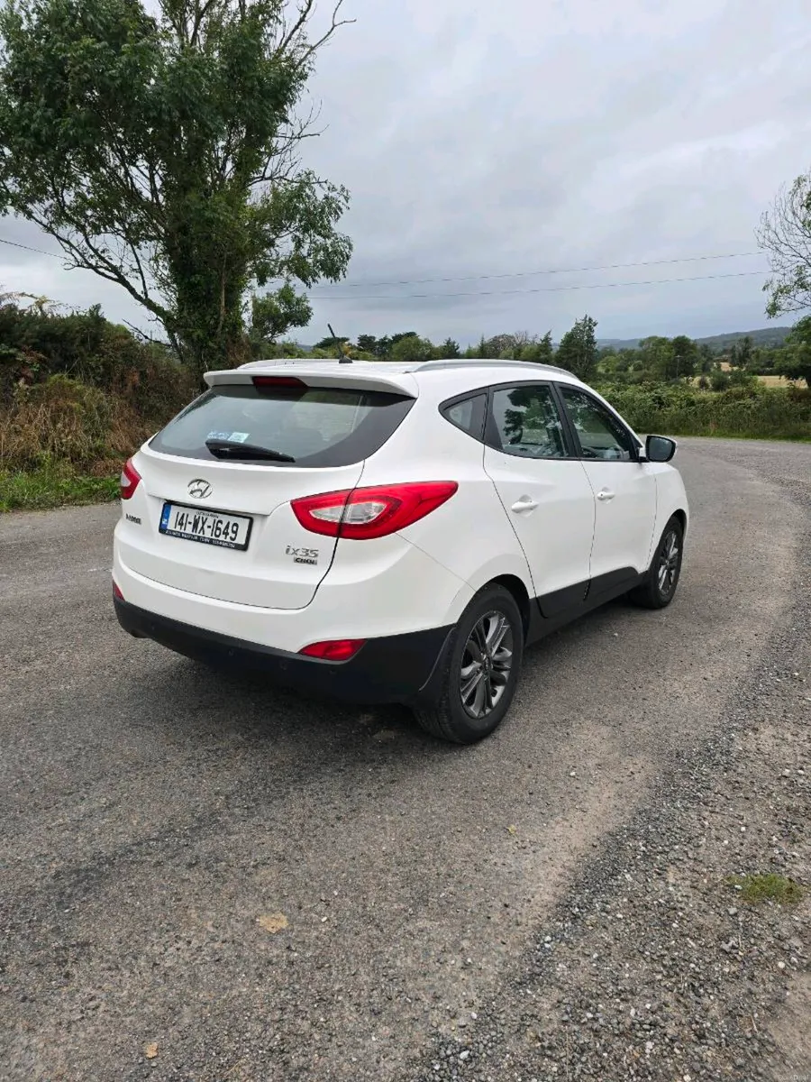 Hyundai ix35 - Image 2