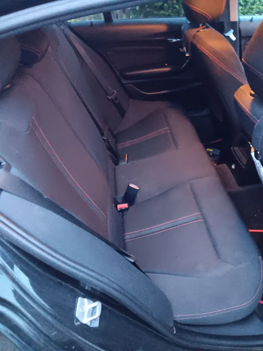 BMW 1-Series  116D Sport 5 dr. 2016 - Image 4