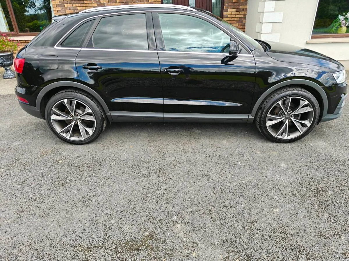 Stunning Audi Q3 - Image 1