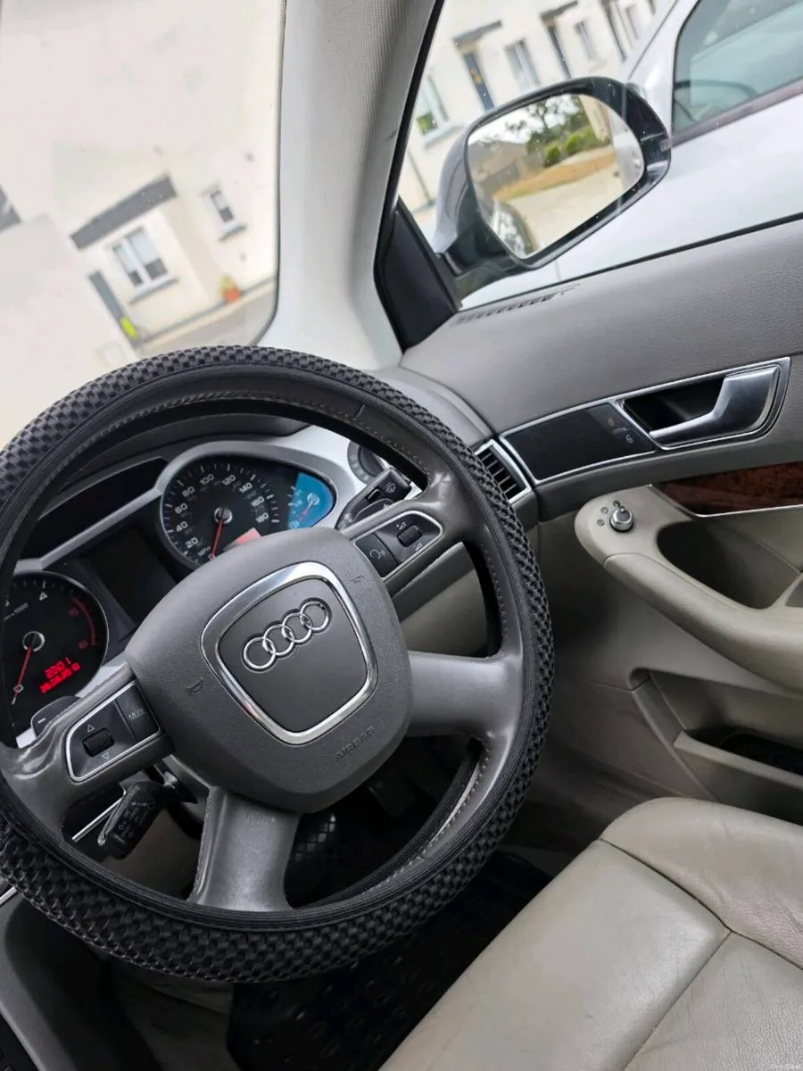Audi A6 2010 Automatic - Image 6