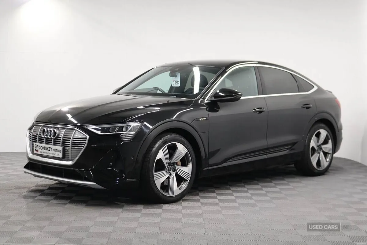 Audi e-tron S line - Image 3