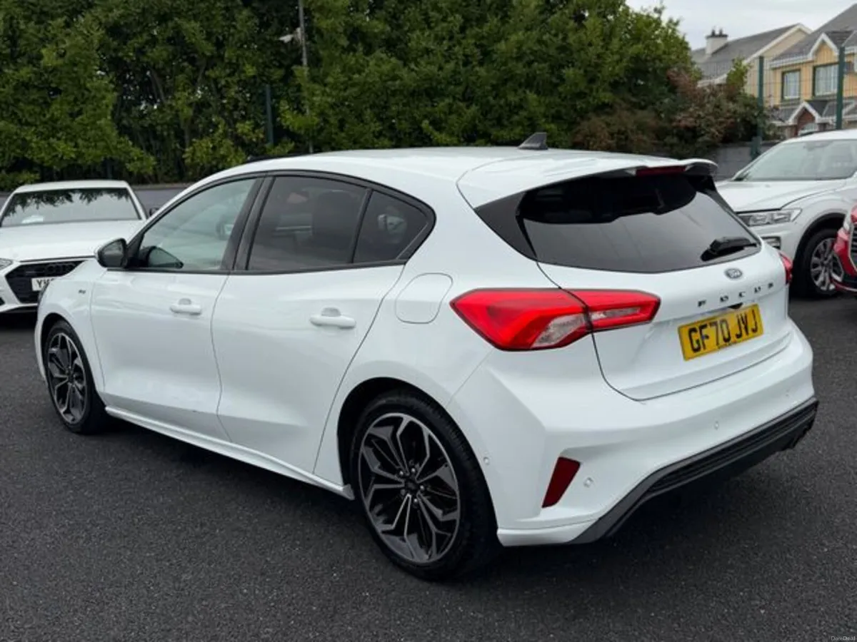 Ford Focus ST-LINE X TDCI - Image 3