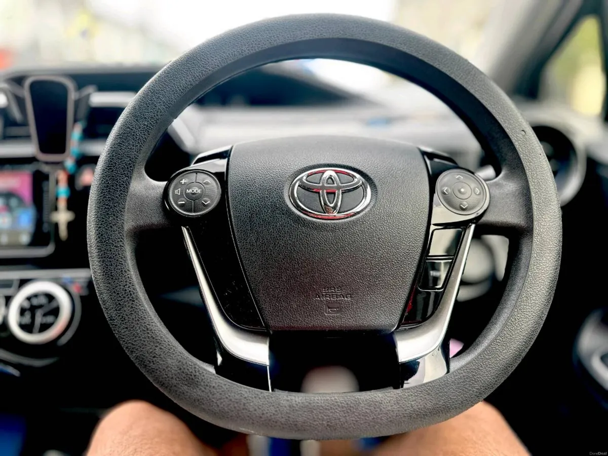 Car - Image 6