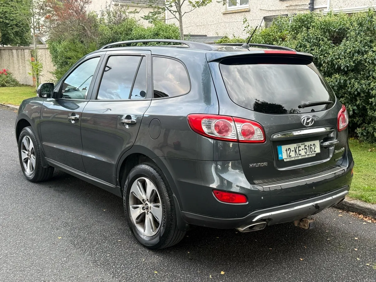 12 Hyundai Santa Fe NEW NCT 05/27 - Image 3