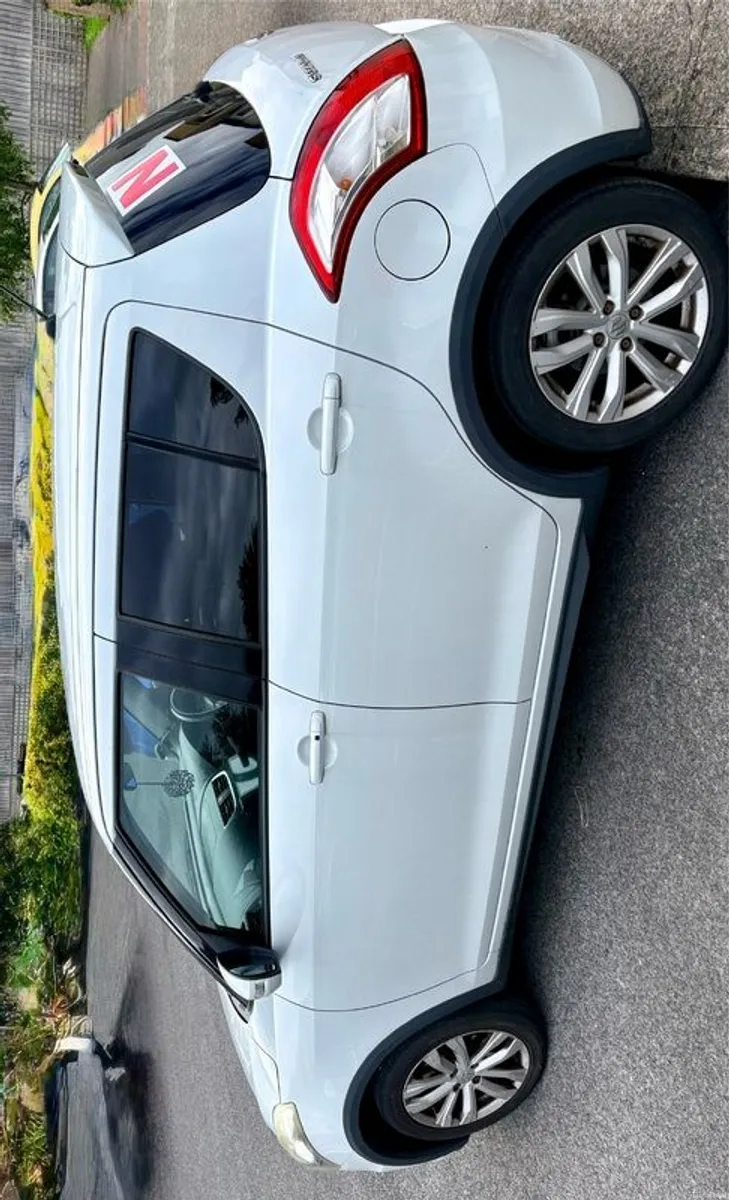 2015 Suzuki Swift - Image 3