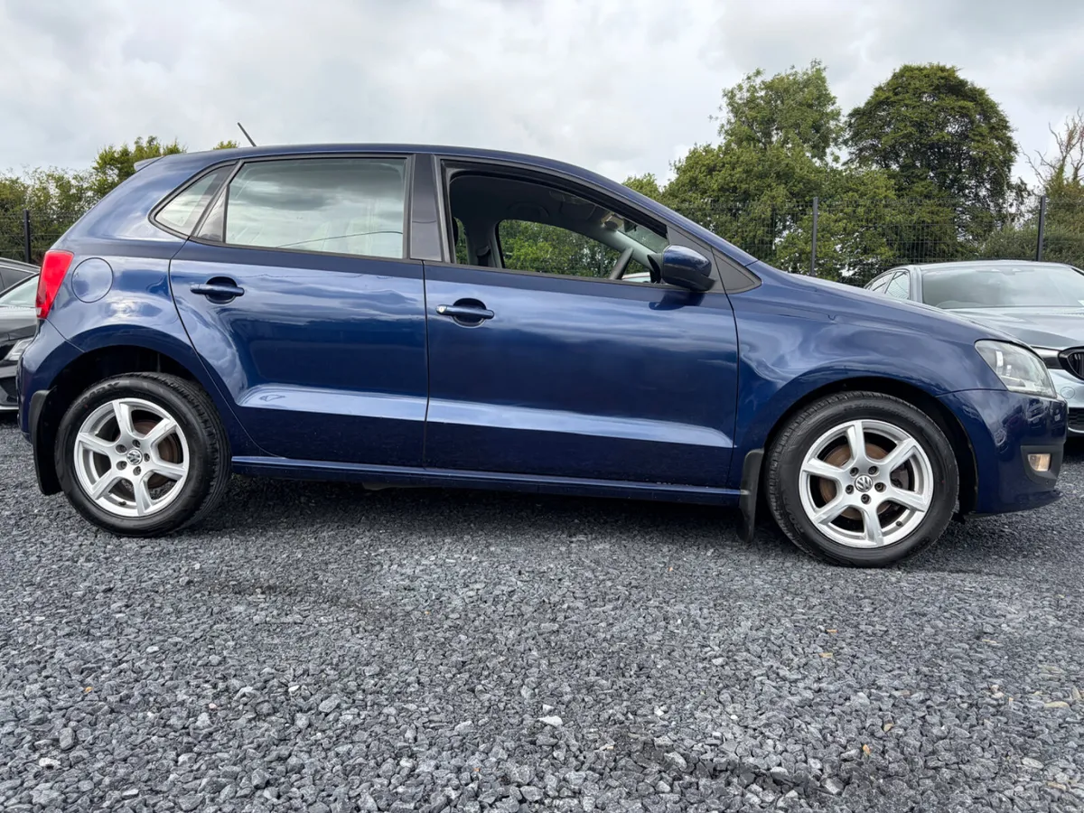 2011 VW POLO COMFORTLINE 1.2 PETROL - Image 4