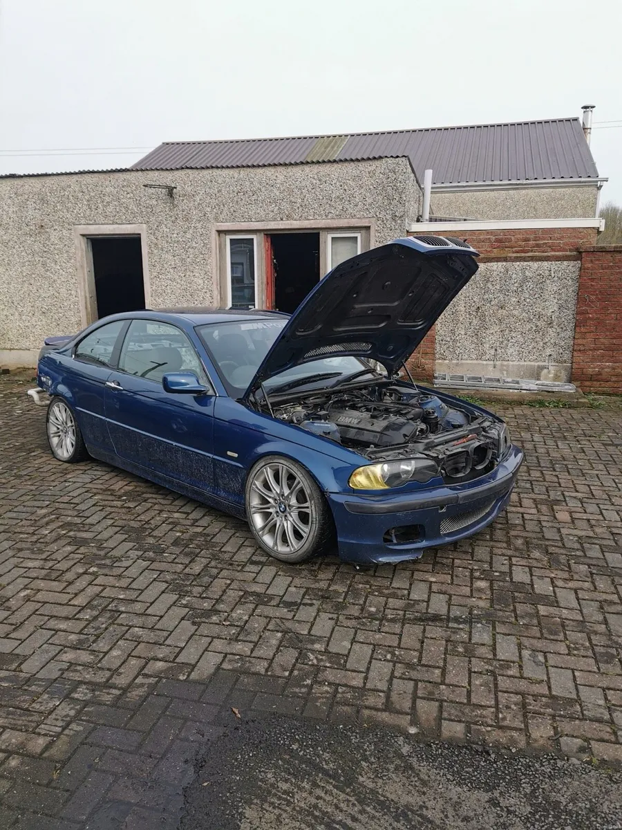 BMW 325i Drift/Slab car - Image 3