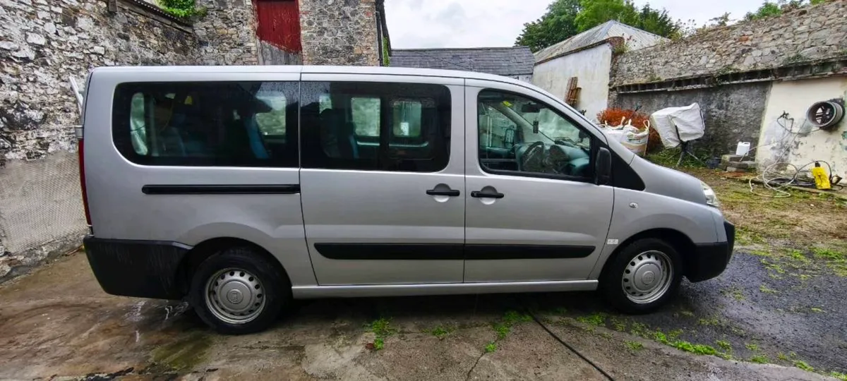 Fiat Scudo Minibus wheelchair accessible - Image 4
