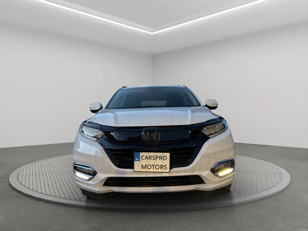 Honda VEZEL 2019 *FULL SPEC* - Image 2