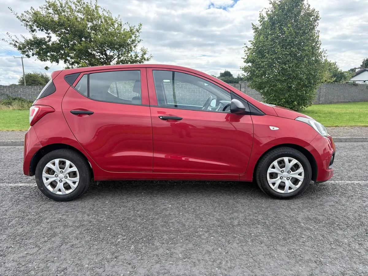 Hyundai i10,  2015,  1.0 Petrol, Manual - Image 2