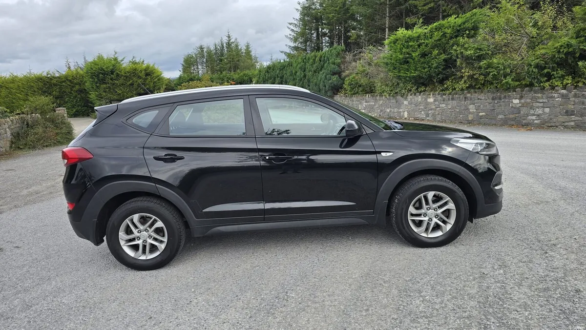 162 Hyundai Tucson 1.7 diesel manual new nct 10 27 - Image 5