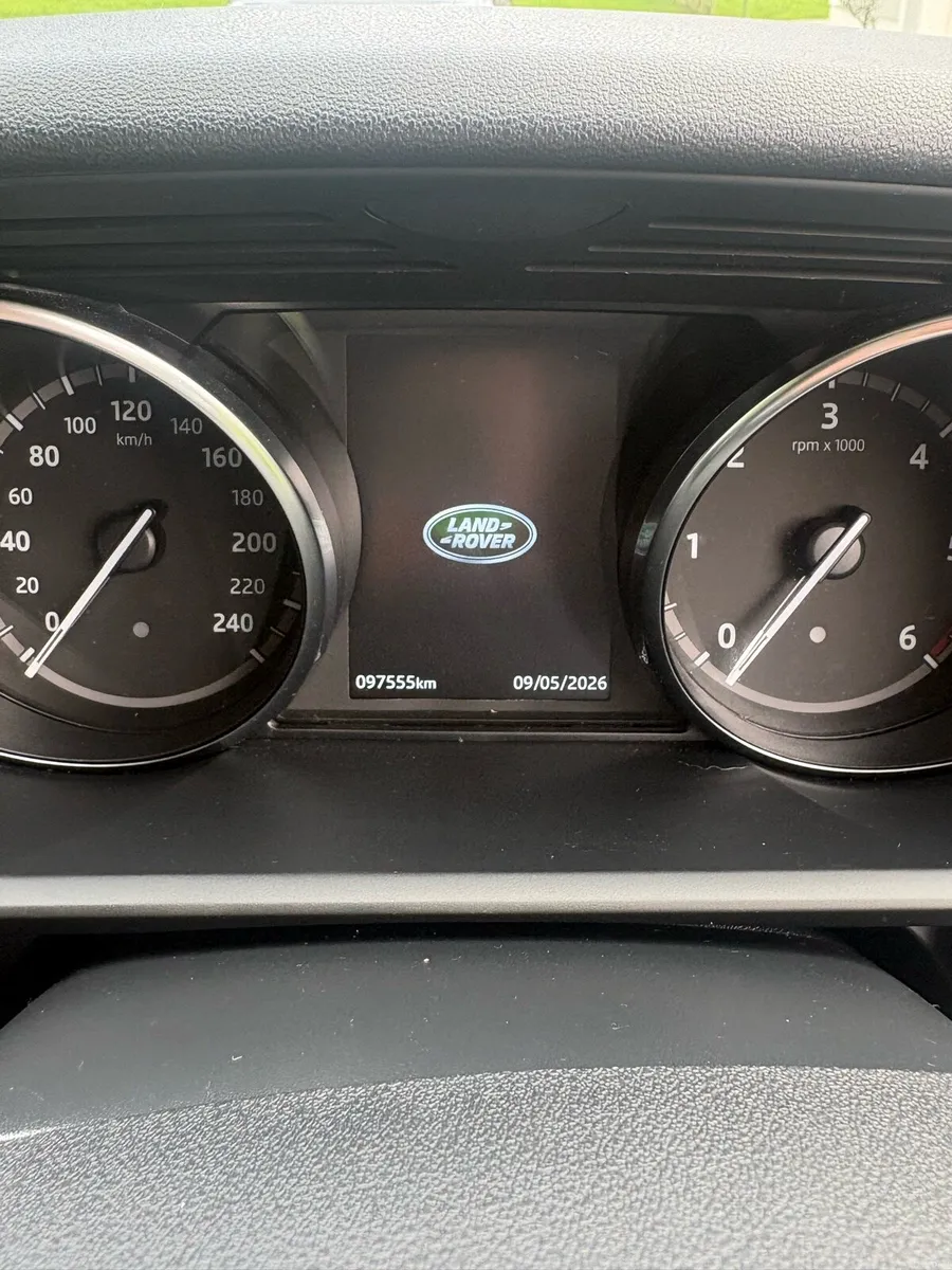 Land Rover discovery 3.0L diesel  (No VAT) - Image 6