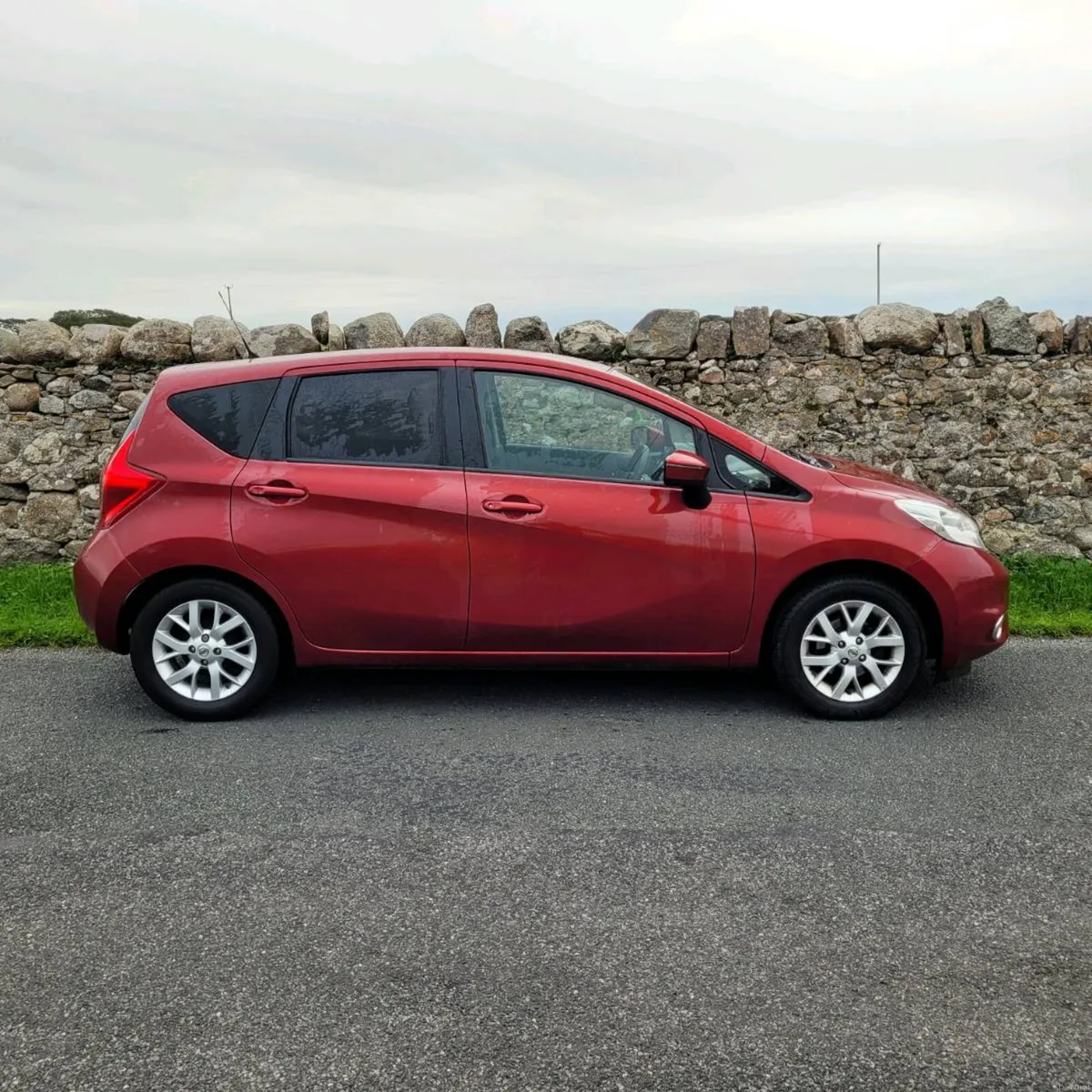 Nissan note 1.2cc petrol - Image 5