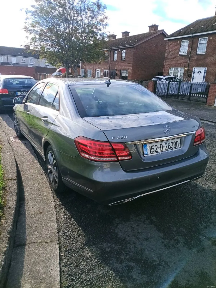 2015 Mercedes E220 bluetech CDI - Image 5
