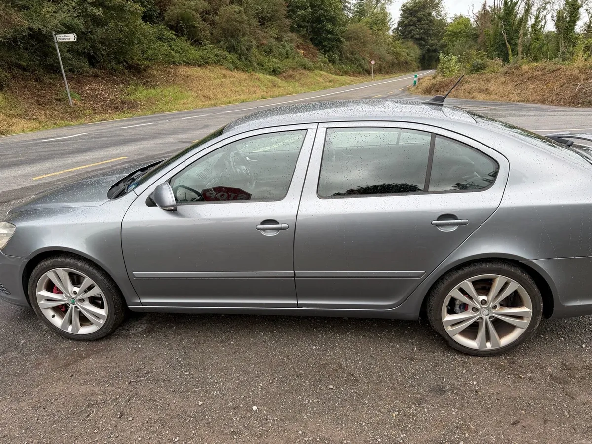 Skoda Octavia VRS Automatic - Image 2