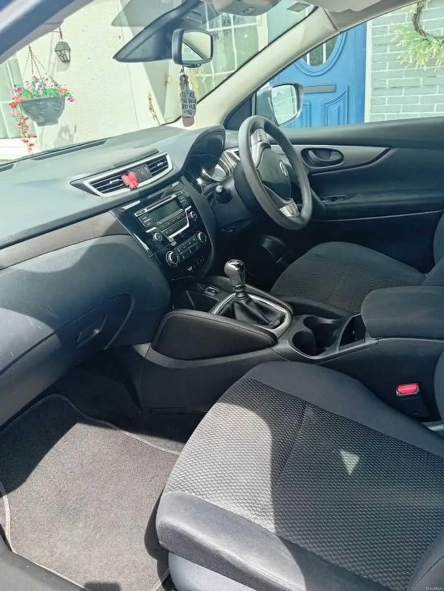 2017 Nissan Qashqai - Image 5