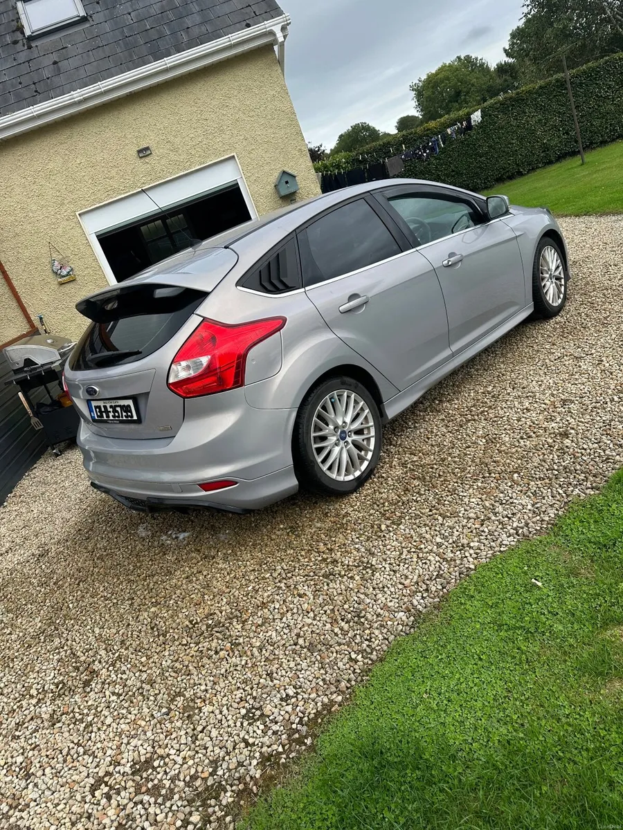 Ford Focus 2013 - Image 5