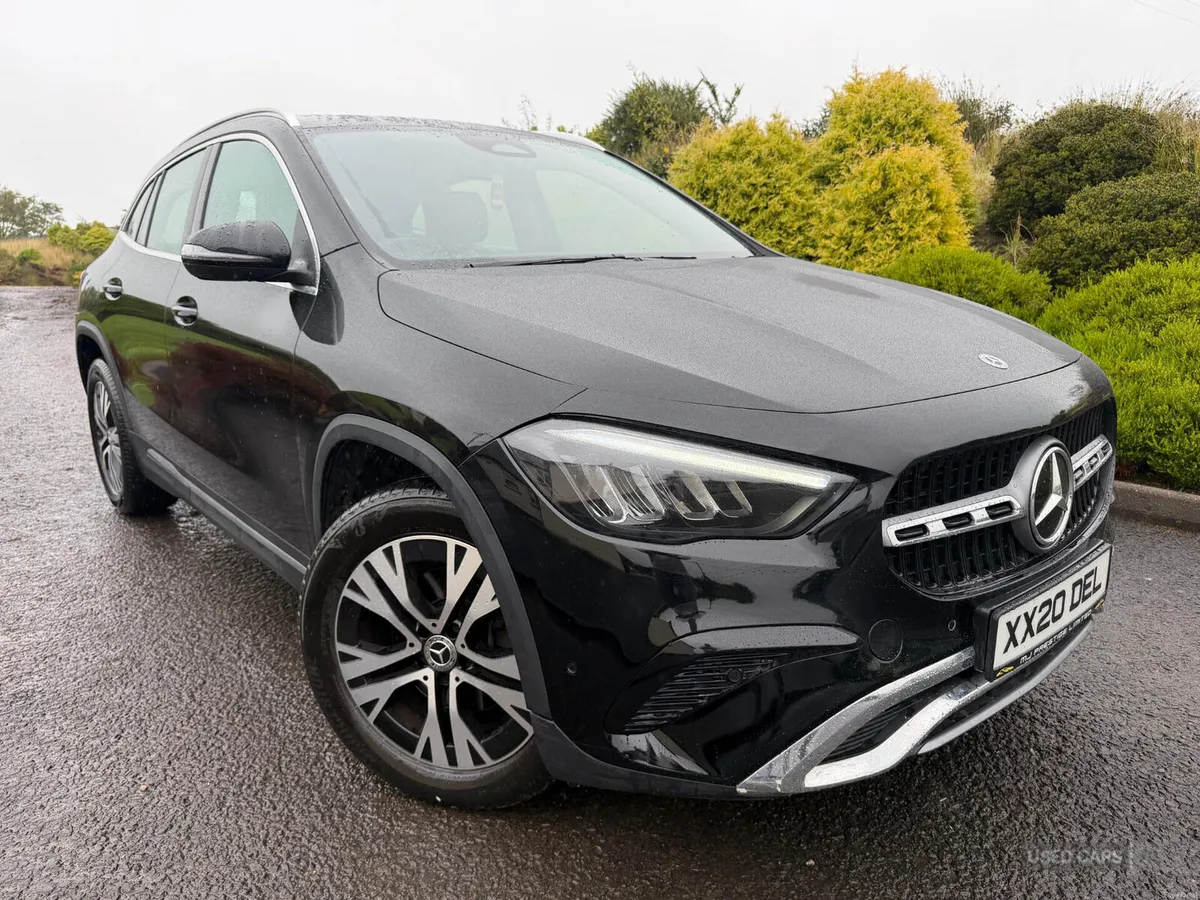 Mercedes-Benz GLA DIESEL HATCHBACK - Image 1