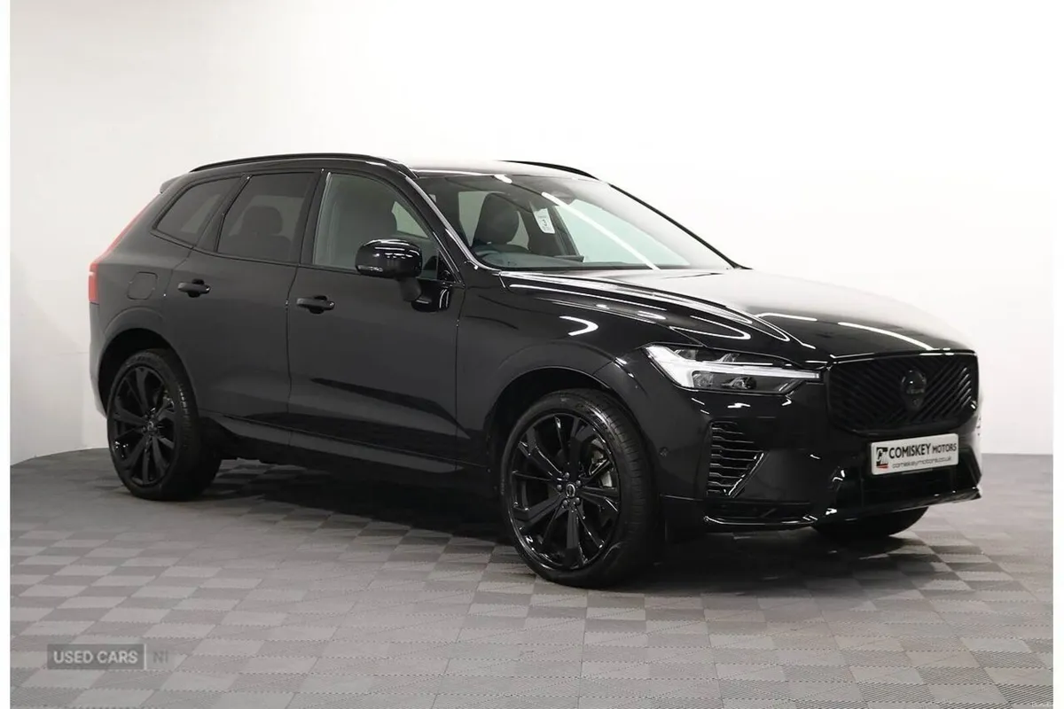 Volvo XC60 T6 Plus Black Edition - Image 1