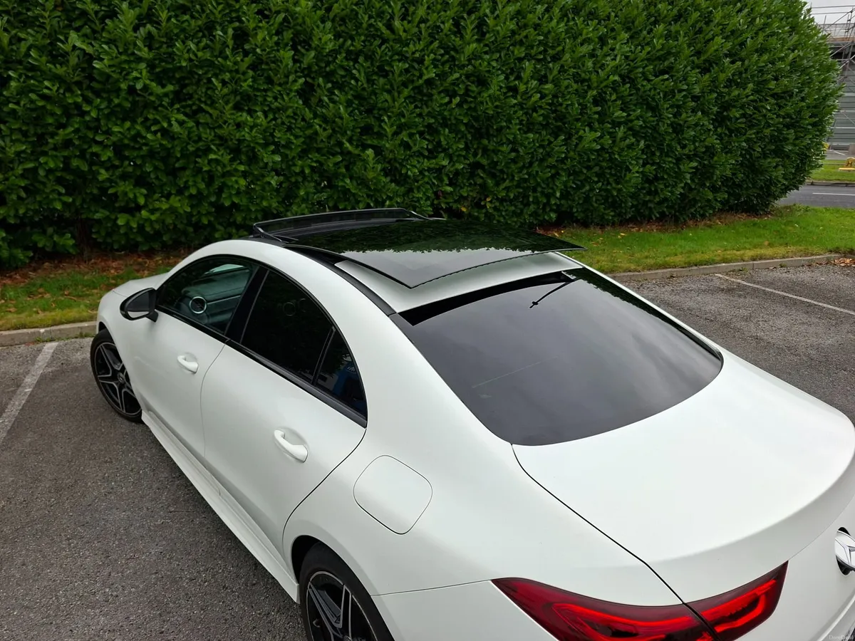 Mercedes-Benz CLA **AMG NIGHT EDITION WHITE** - Image 5