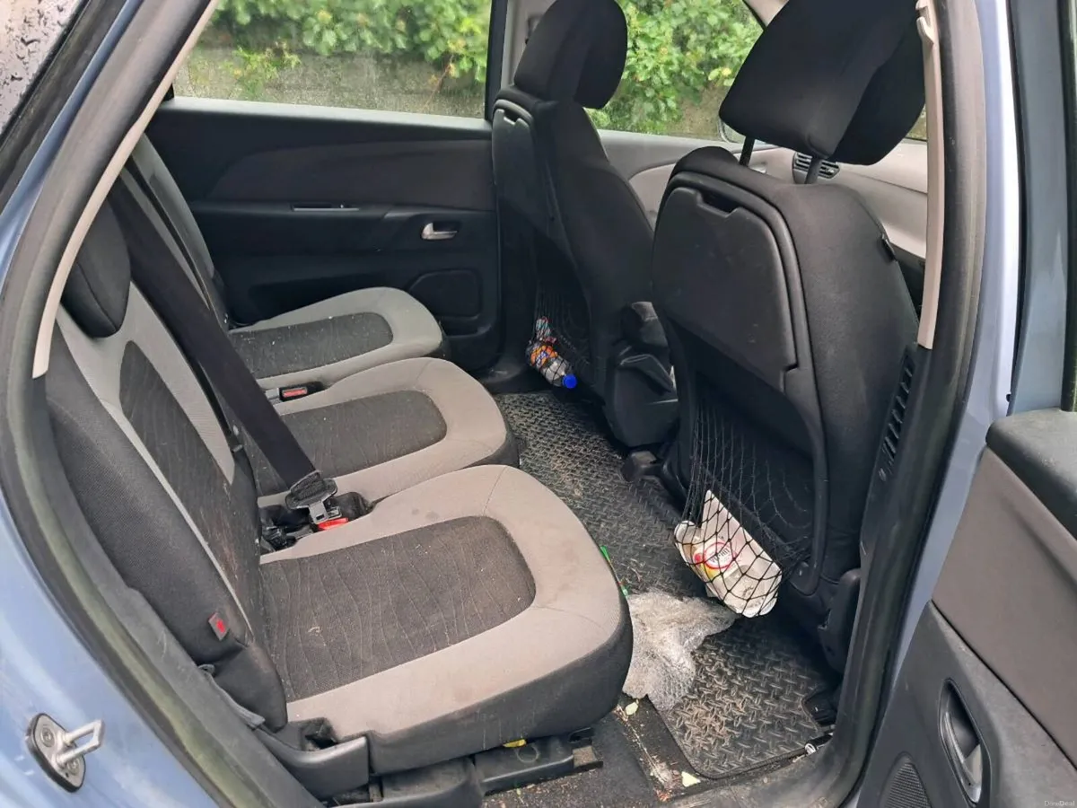 Citroen C4 picasso - engine 1 cylinder down - Image 5
