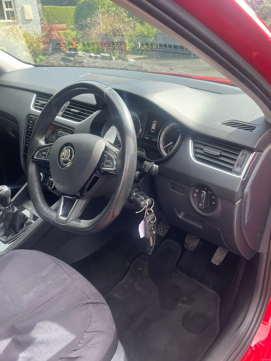 Skoda Octavia Estate - Image 5