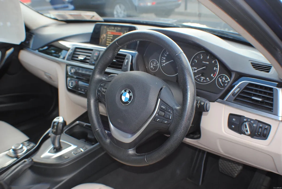 BMW 3-Series 2016 2.0L 5DR AUTOMATIC - Image 3