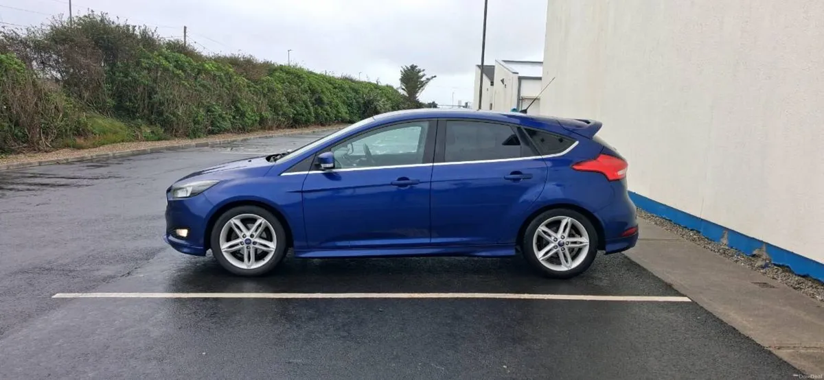 2015 Ford Focus Zetec S - Image 5