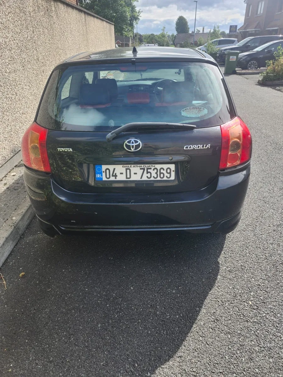 Toyota Corolla 2004 - Image 6