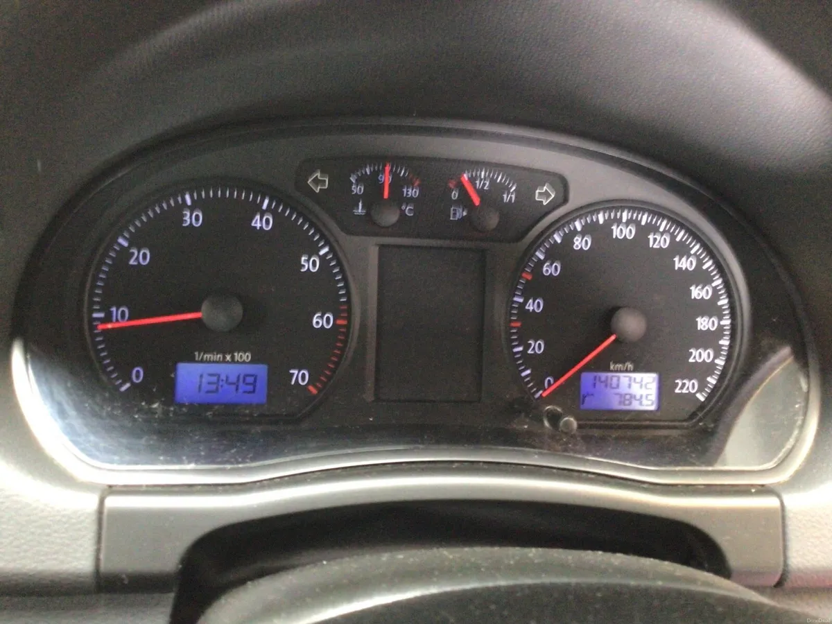 Volkswagen polo comfortline - Image 4