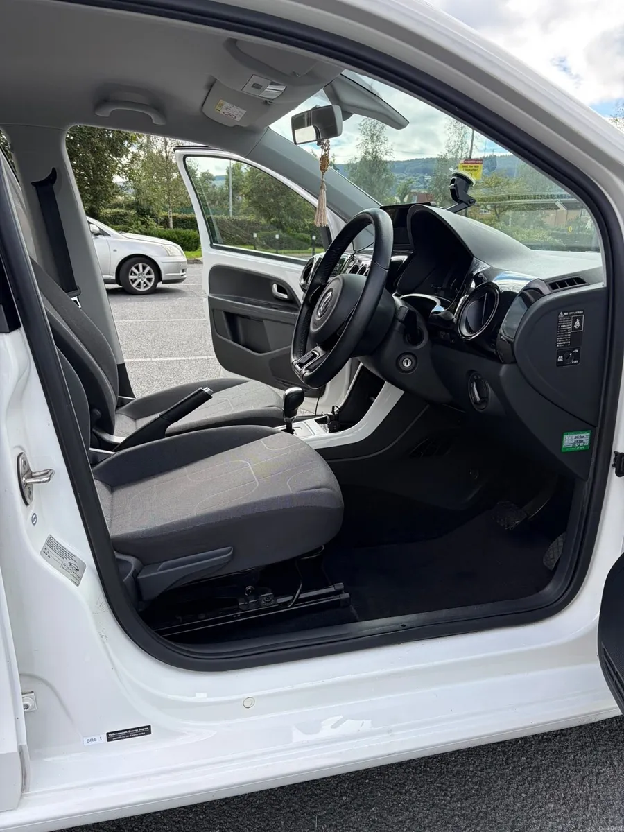 Volkswagen Up! 2015 Automatic – For Sale - Image 5