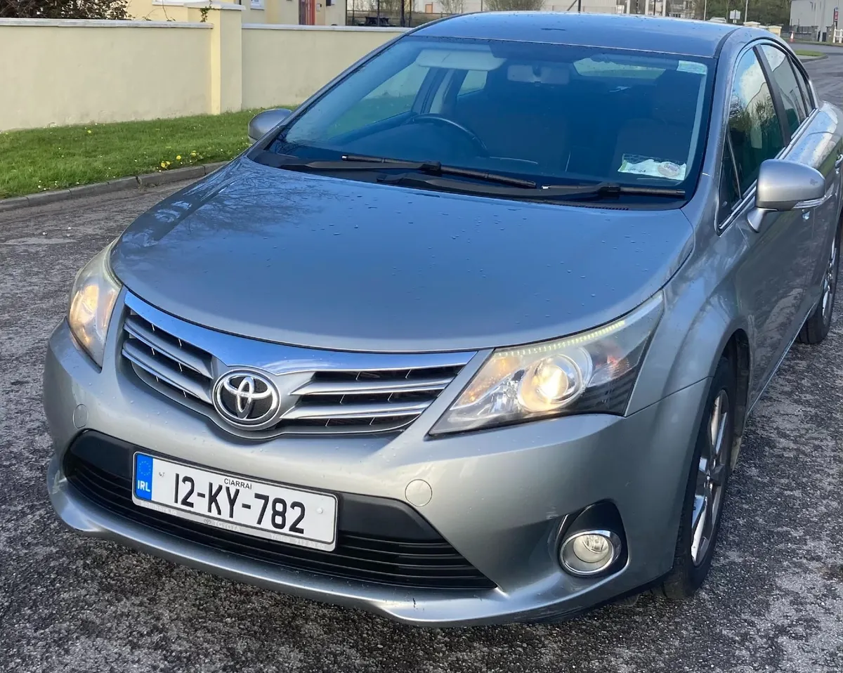 Toyota Avensis 2012 - Image 5