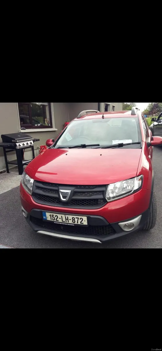 Dacia Sandero  Diesel  2015 - Image 1