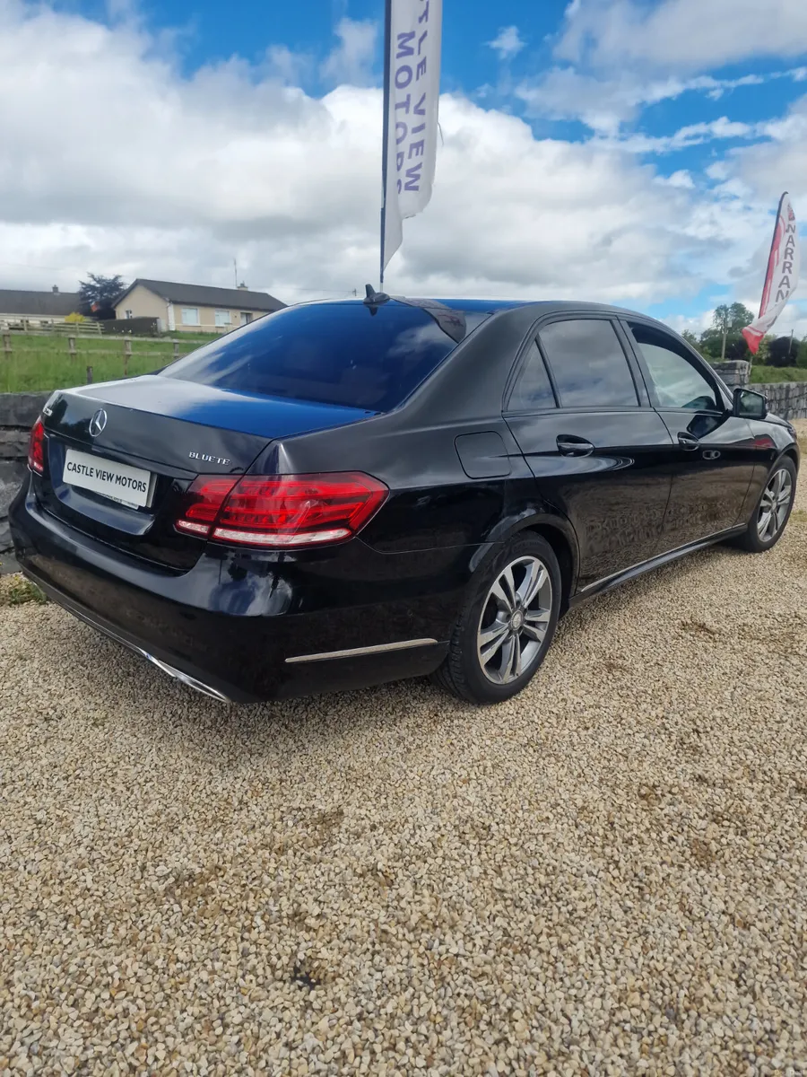 15 Mercedes-Benz Auto New Nct - Image 3