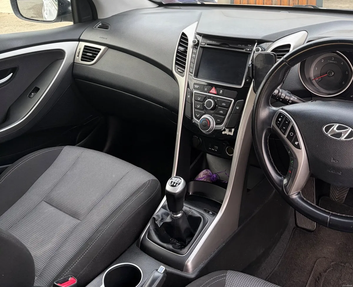 Hyundai i30 2016 - Image 2