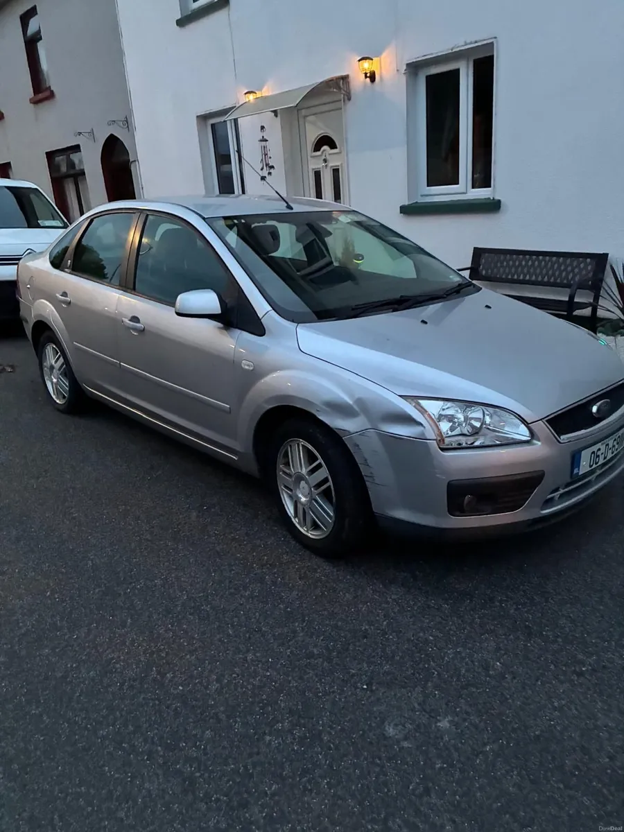 Ford Focus 2006 - Image 2