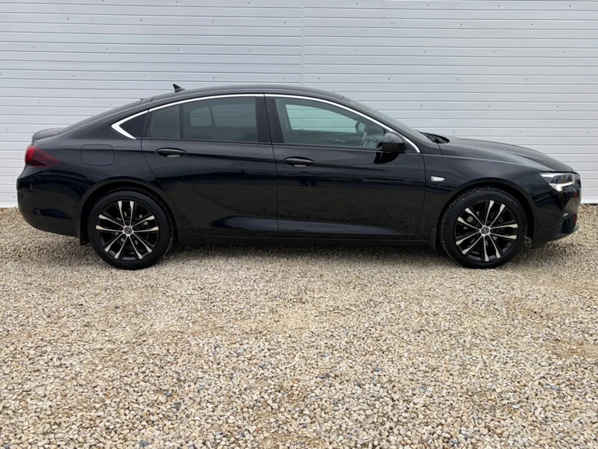Opel Insignia GRAND SRI 1.5 122PS DSL 6SPEED SPORT - Image 3