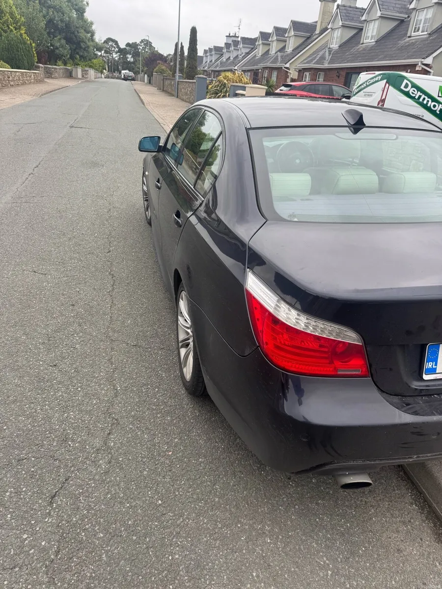 BMW 520 - Black - 2008 - Image 4