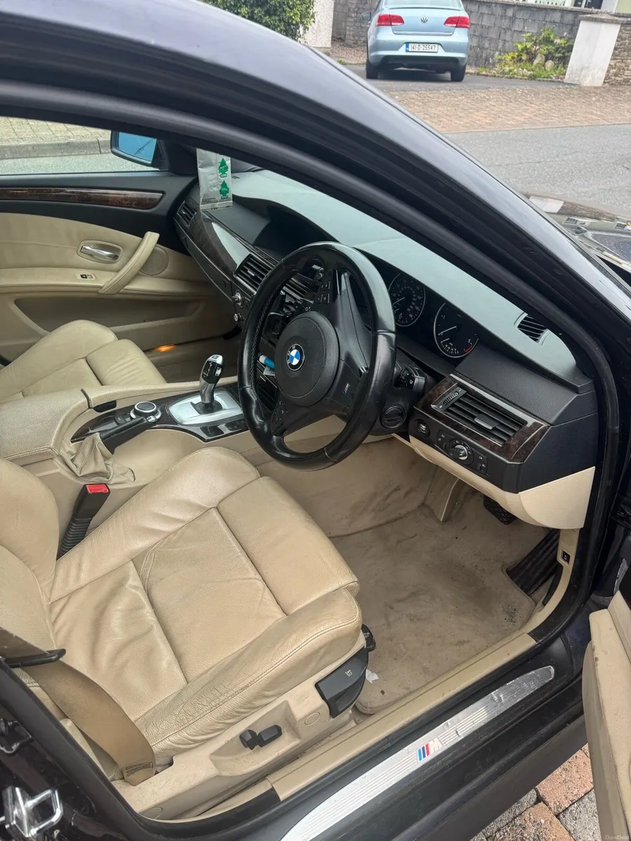 BMW 520 - Black - 2008 - Image 6