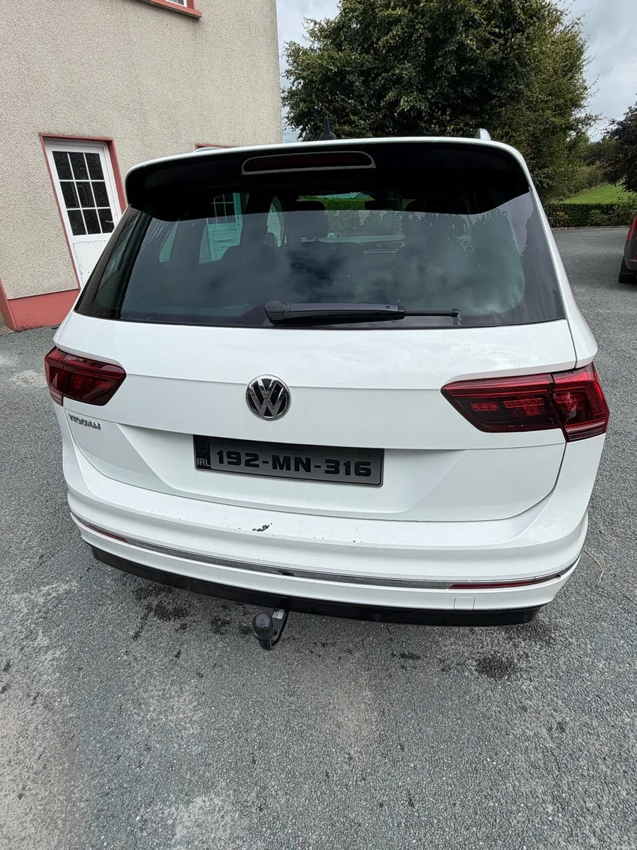 SUV - Image 5