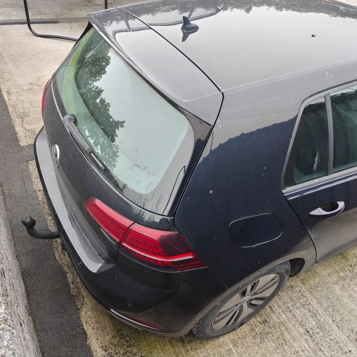 Volkswagen E-Golf 2019 - Image 2