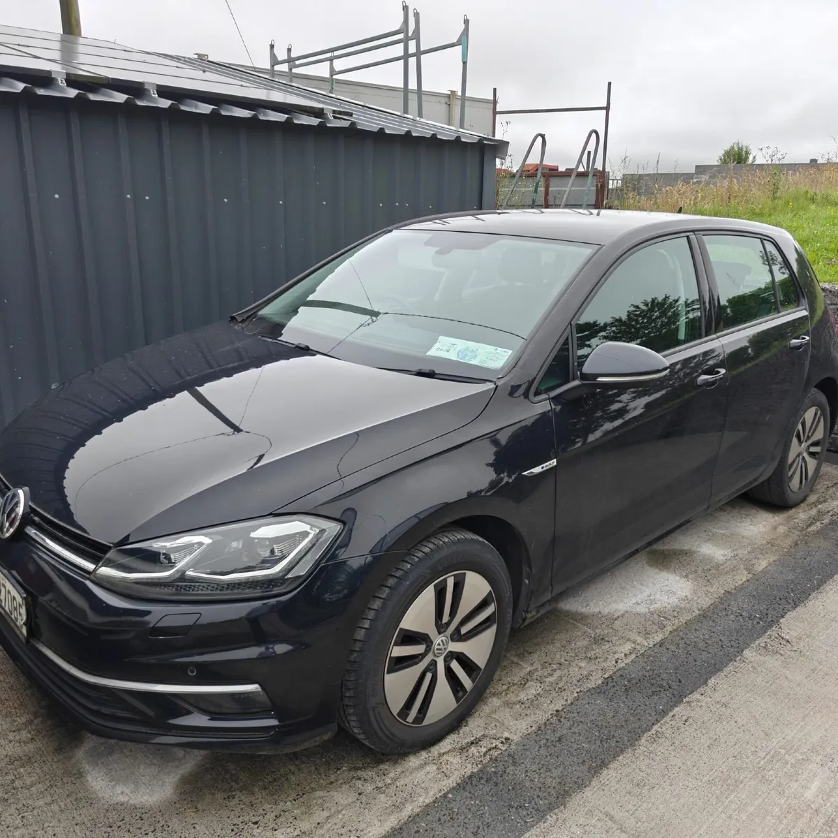 Volkswagen E-Golf 2019 - Image 1