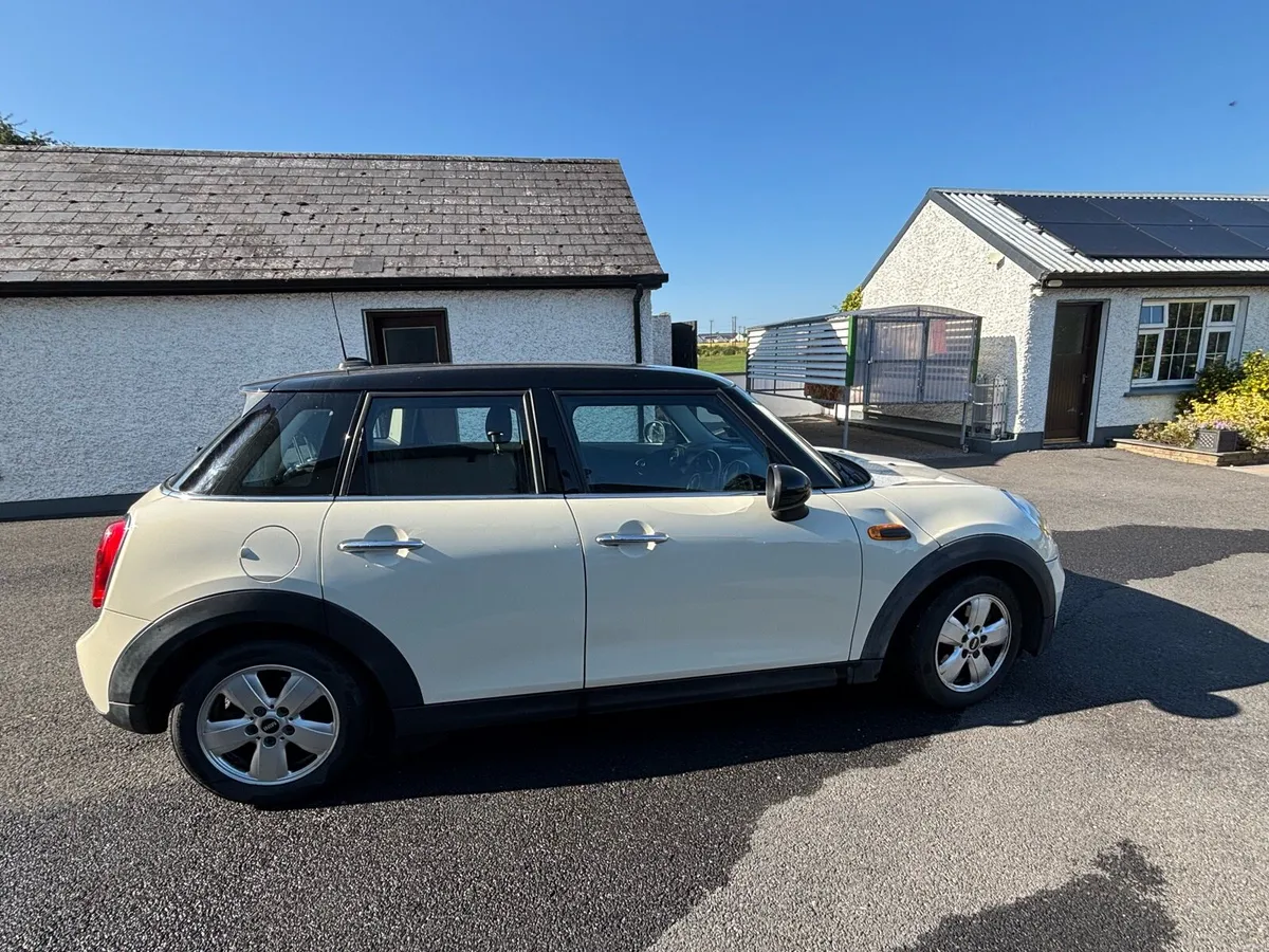 Mini Cooper 1.5 Petrol - Image 2