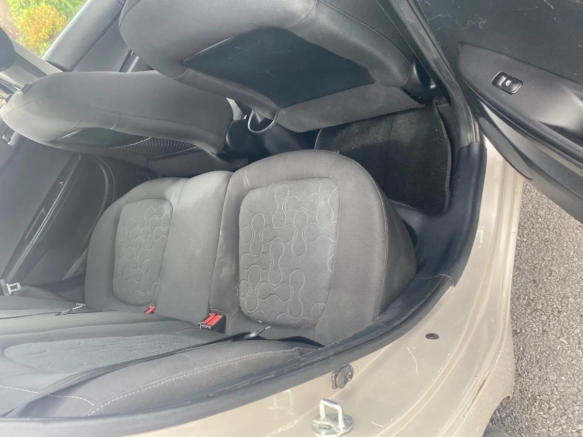 2009 Hyundai i30 1.2 (read ad) - Image 6