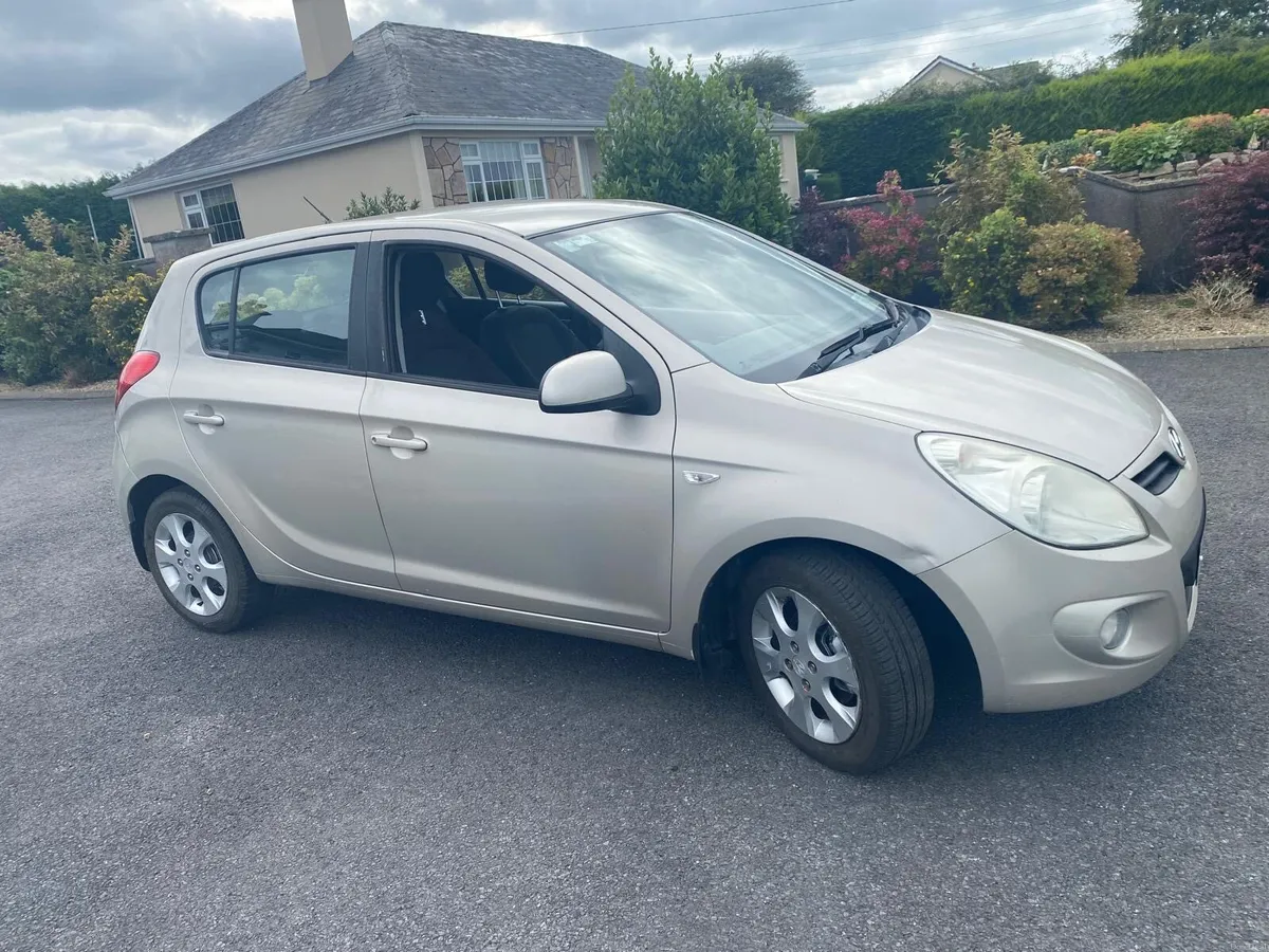 2009 Hyundai i30 1.2 (read ad) - Image 2