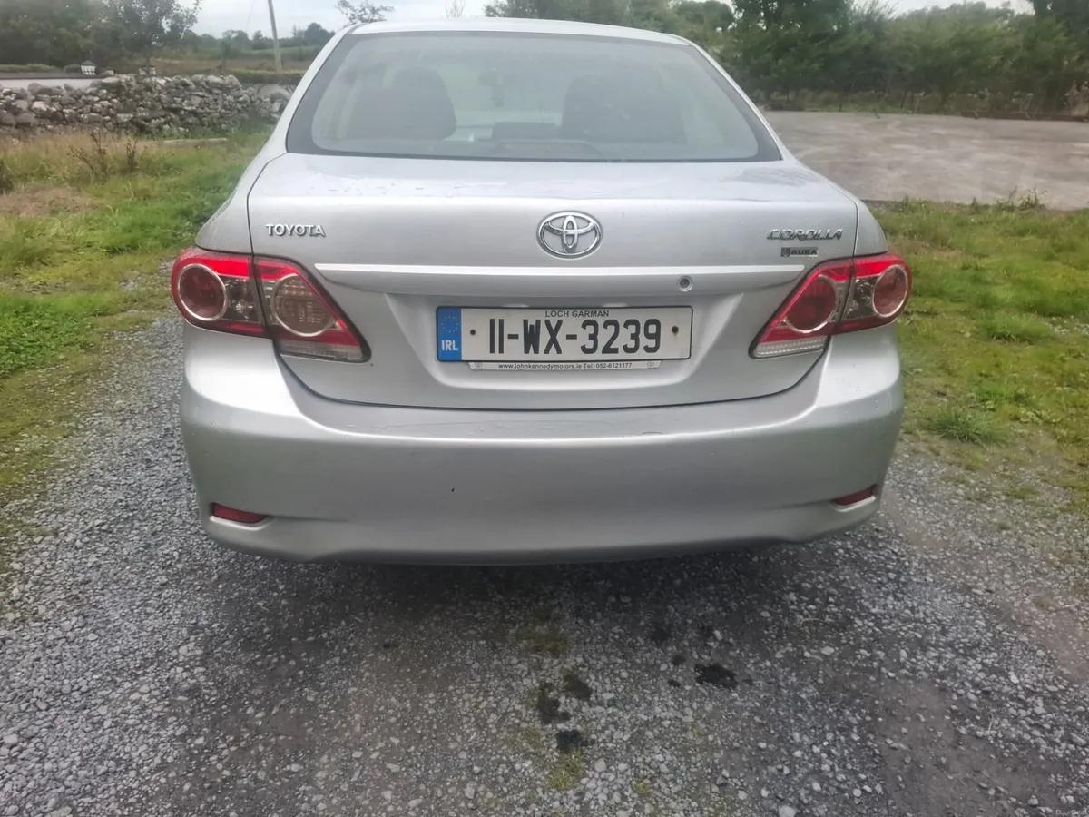 Toyota Corolla 2011 - Image 5
