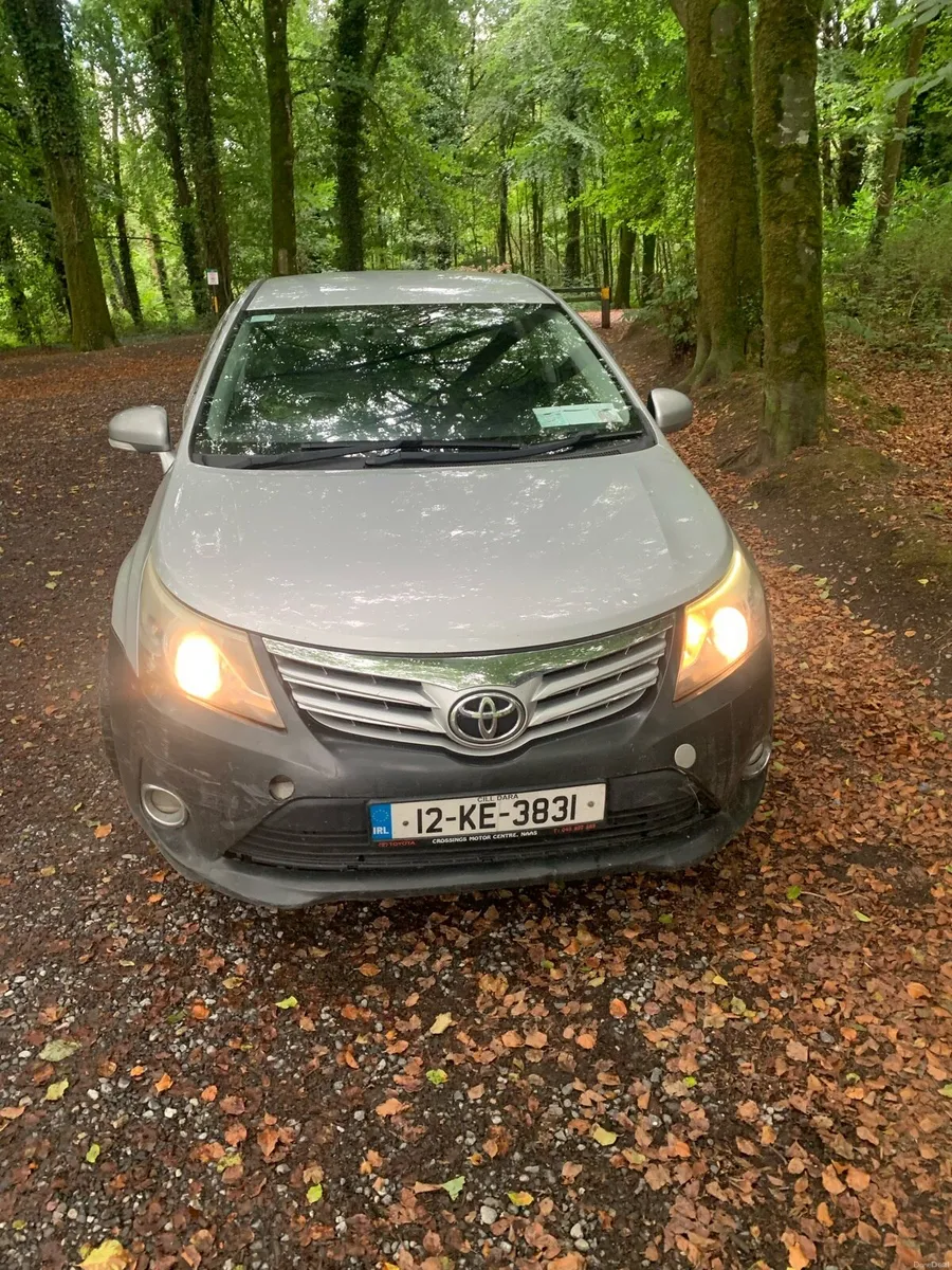 Toyota Avensis 2012, taxed and tested to aug 27 - Image 5