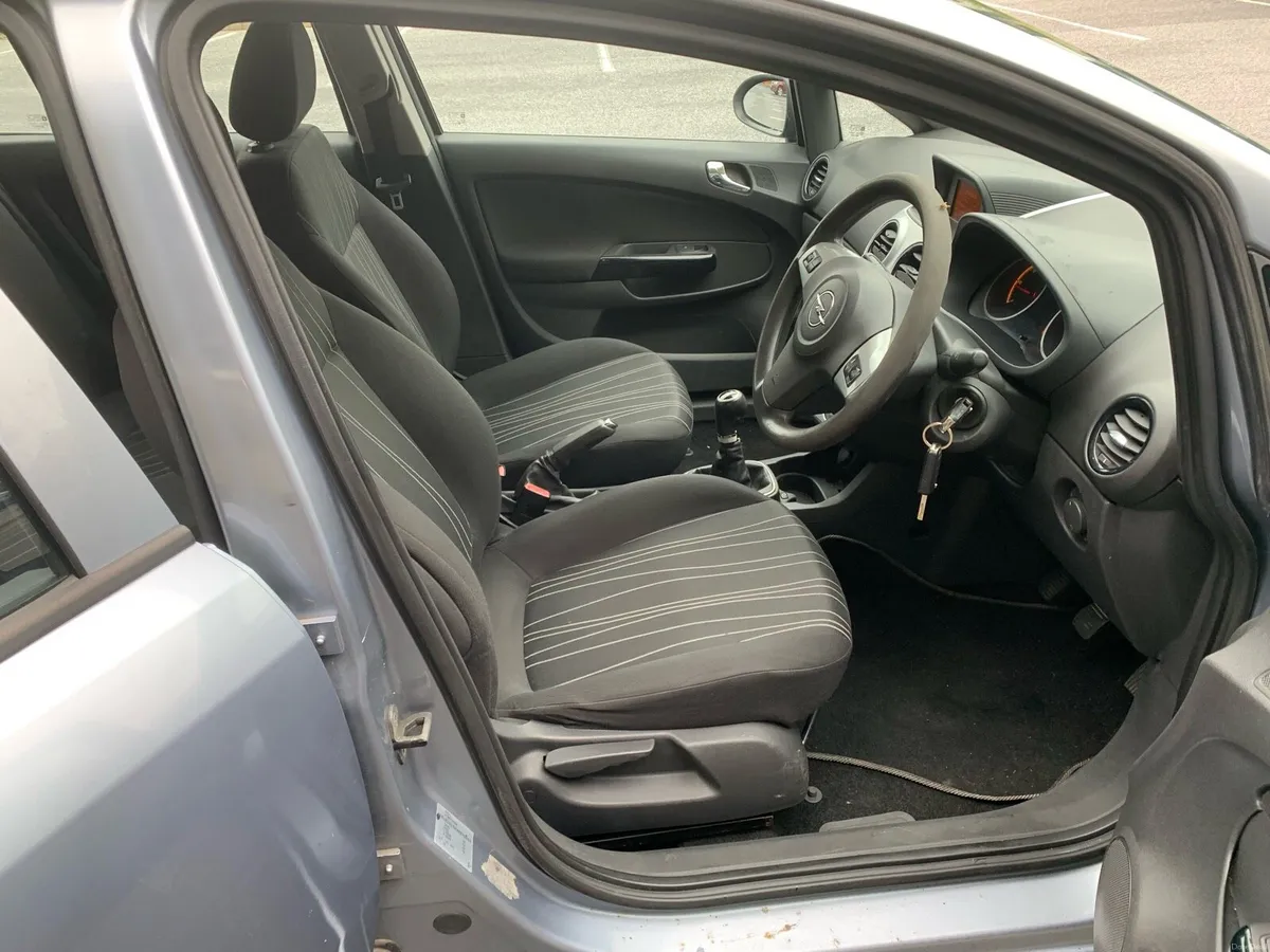 Opel Corsa 2009 - Image 5